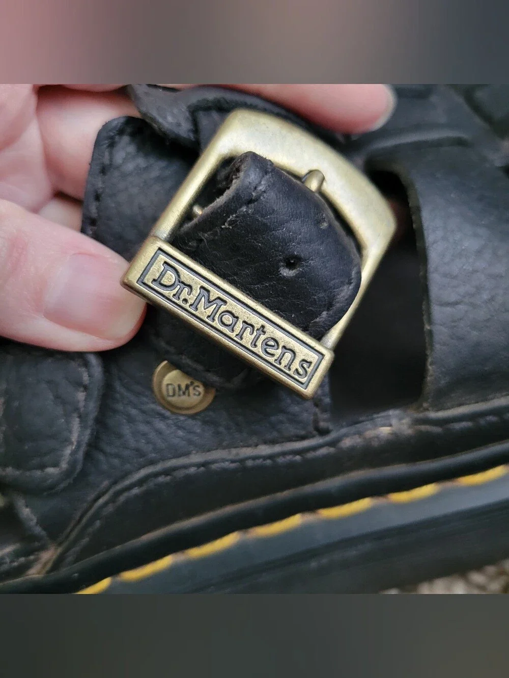 Dr. Martens Wrenlie Grizzly Leather Fisherman Sandals Shoes Black Gold M 6 / W 7